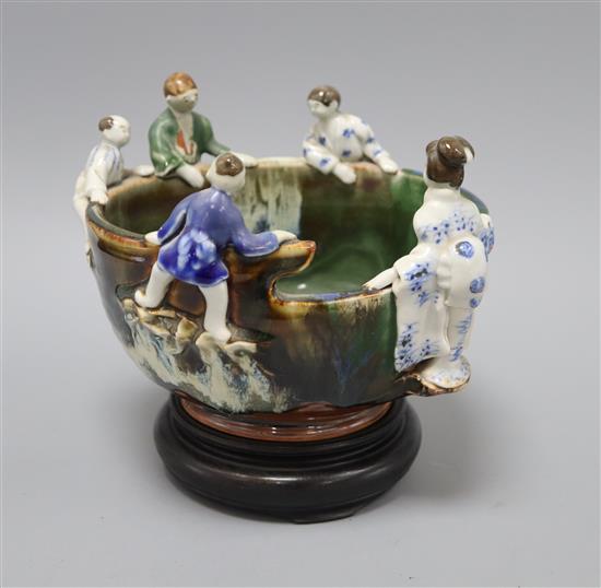 A Japanese Sumida pottery bowl